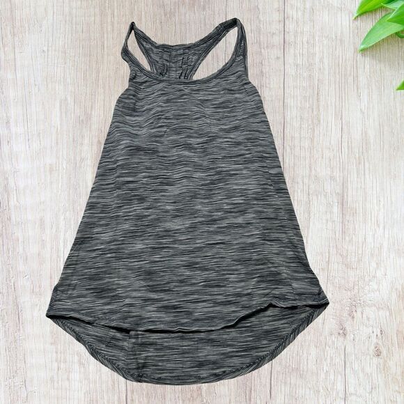 lululemon athletica Tops - Lululemon Yogi Everyday Tank EST SIZE 8 NO SIZE TAG Black White Athletic‎ Sporty